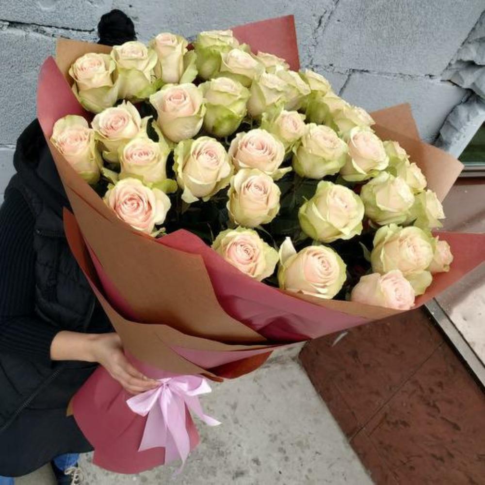 Букет 35 роз Эквадор 80 см 