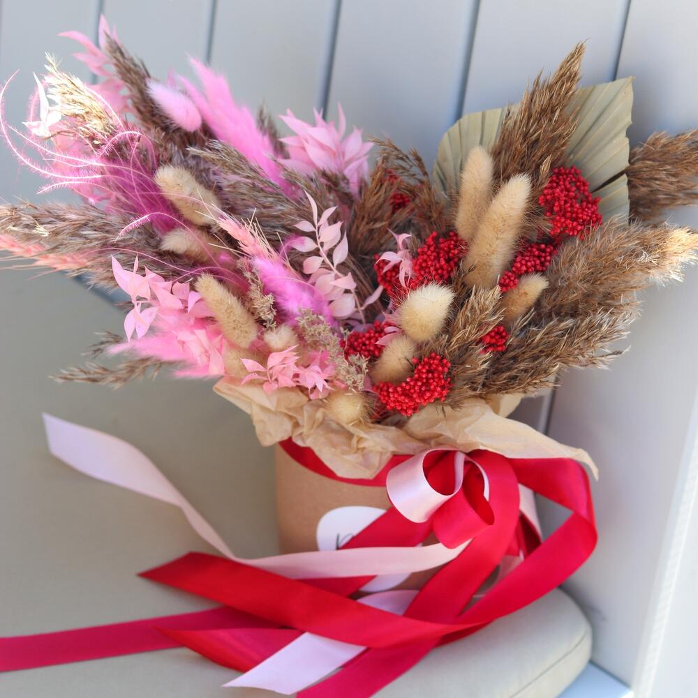 Композиция из сухоцветов 